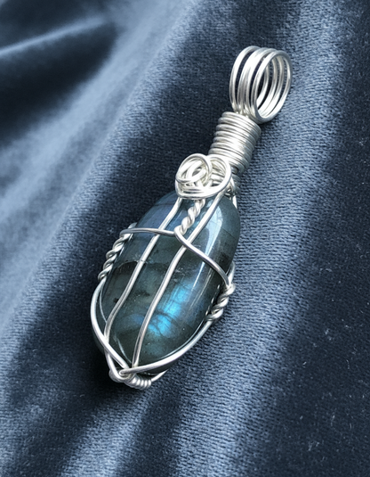 Labradorite Pendant - Slate Grey
