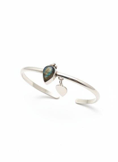 Three-quarter angle view of the adjustable bracelet
