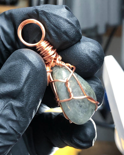 Labradorite Tumble Copper Pendant - Mini Range - Premium